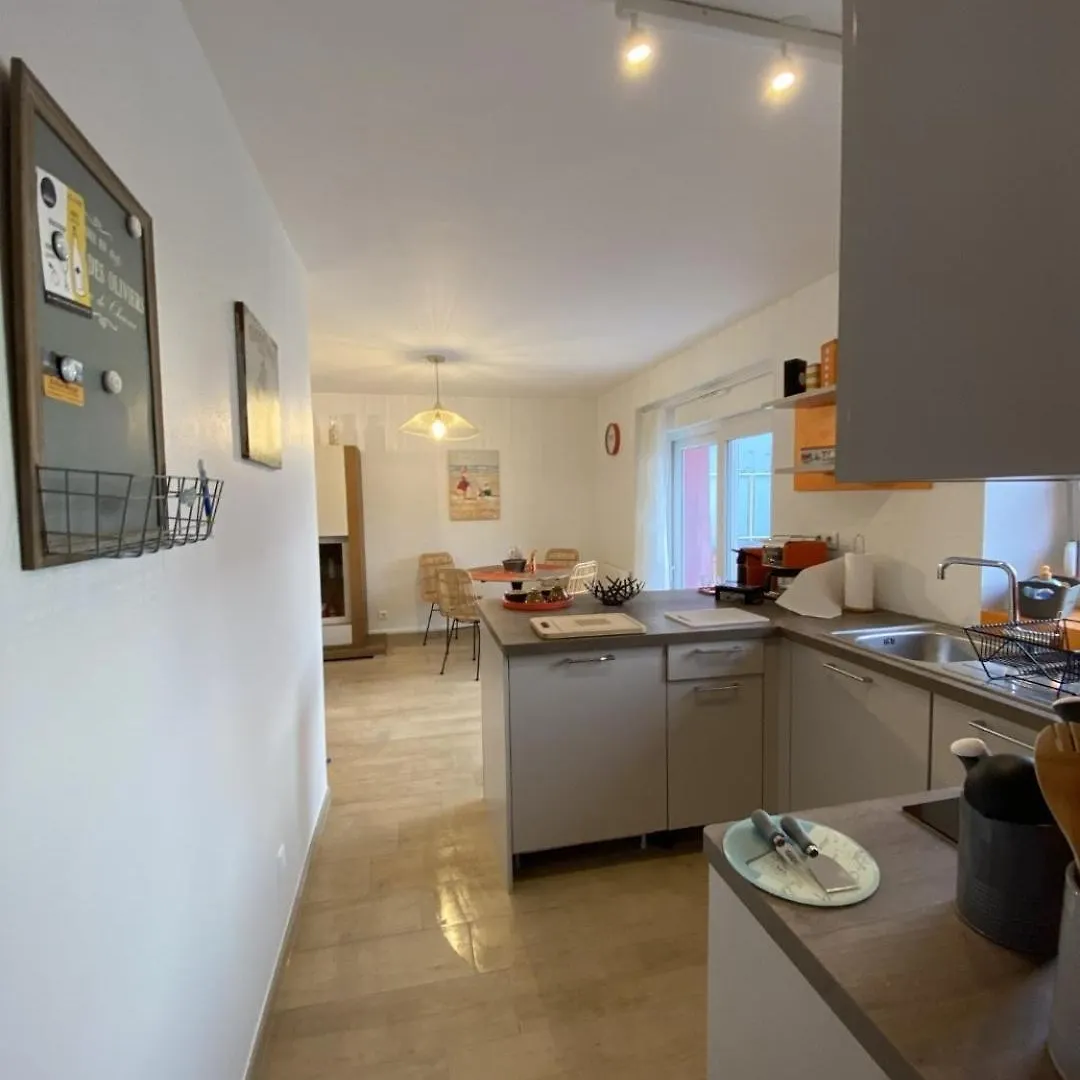 Le Mandarine, T2 Proche Plage De Morgat Crozon